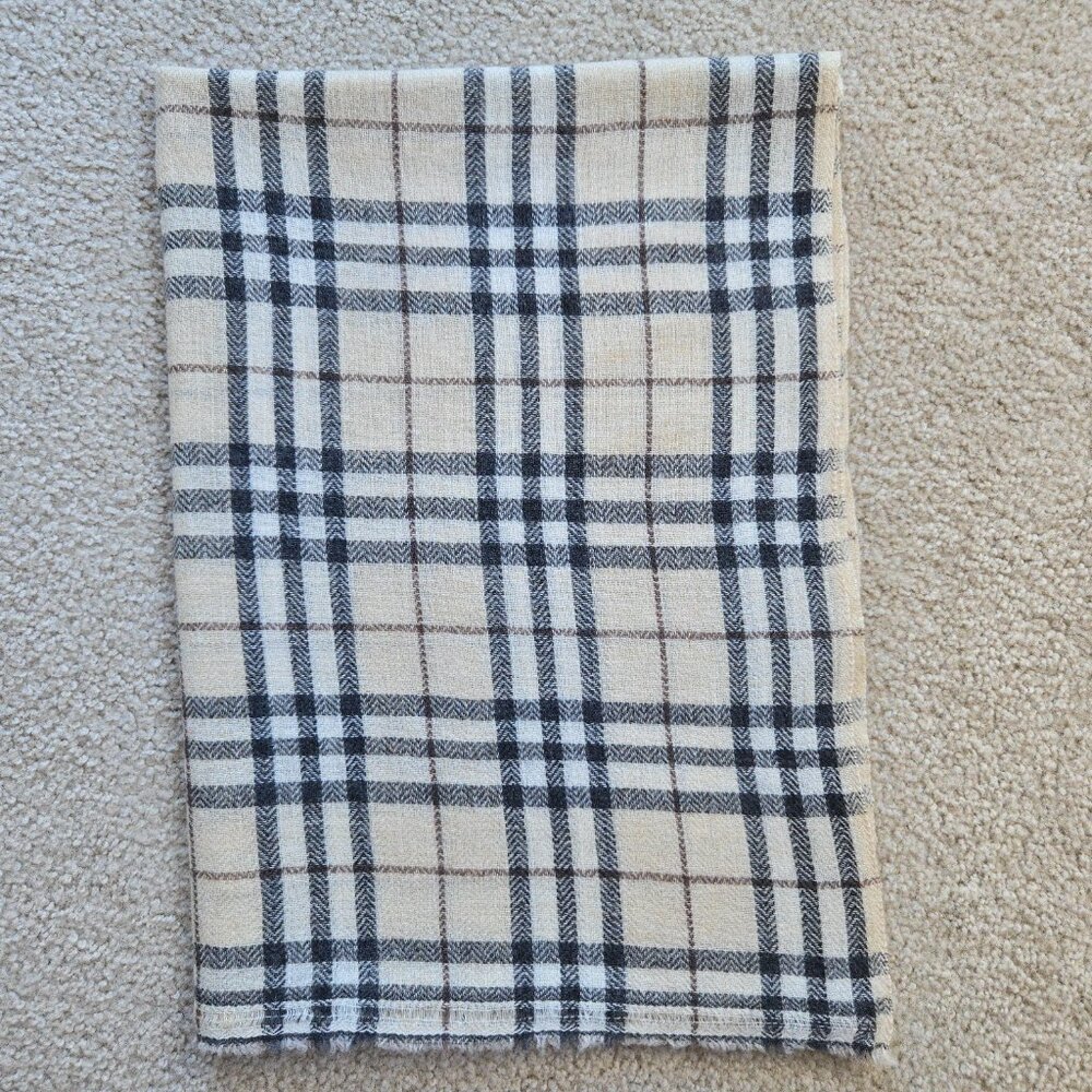 NWOT Cashmere Scarf Tan Plaid Nepal Open Weave Detail at Ends - Picture 12 of 13